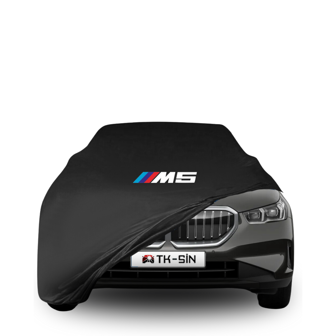 Maßgeschneiderte Indoor Autoabdeckung für BMW M5 – BMW 5er G60 ab 2024 mit Logo – atmungsaktiv & elastisch